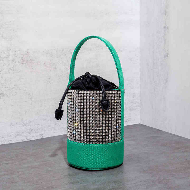 Evening Bag Rhinestone Panelled Canva Bucket Clutch Bag 2022 New Korean Shining Chain Shoulder Chic Wedding Wallet Top Quality 220622, Green
Evening Bag Rhinestone Panelled Canva Bucket Clutch Bag 2022 New Korean Shining Chain Shoulder Chic Wedding Wallet Top Quality 220622, Green