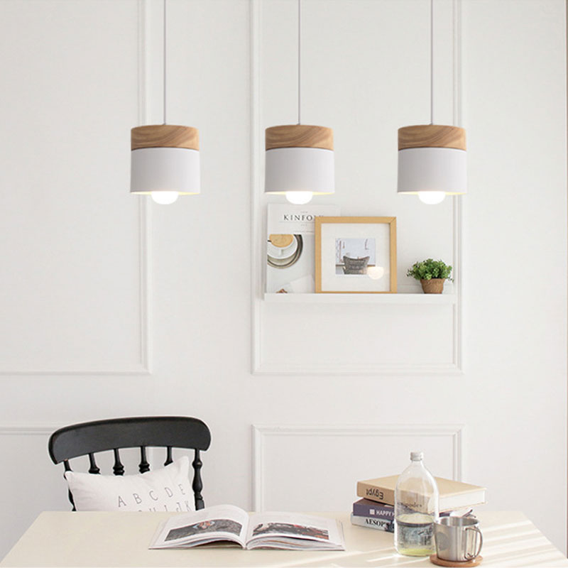 Nordic Minimalist LED E27 Pendant Lamps Chandelier Modern Macarons Chandelier Home Decoration Wrought Iron Wood Decorative Hanging Light Dessert Shop Lighting
Nordic Minimalist LED E27 Pendant Lamps Chandelier Modern Macarons Chandelier Home Decoration Wrought Iron Wood Decorative Hanging Light Dessert Shop Lighting