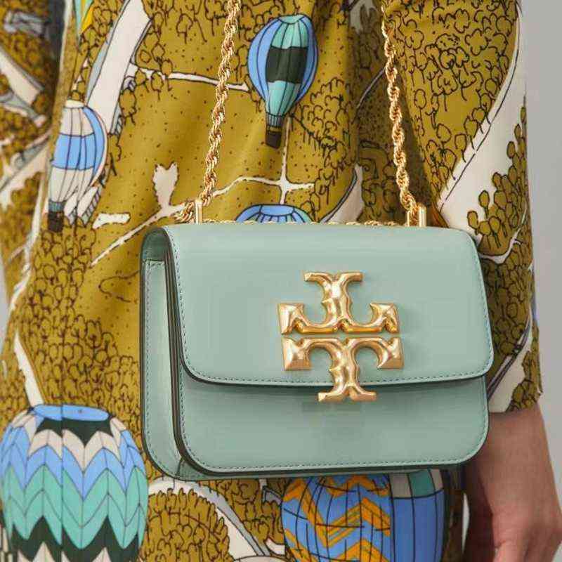 Designer Burchs Handbags Torys Leather One Shoulder Messenger Bag for Women 2022 New Twist Rope Chain Organ Bag Leisure Small Gold Brick Tote, Peacock blue
Designer Burchs Handbags Torys Leather One Shoulder Messenger Bag for Women 2022 New Twist Rope Chain Organ Bag Leisure Small Gold Brick Tote, Peacock blue