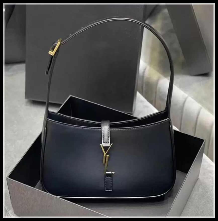 2022 Armpit Bag Classic leather designer handbag ladies shoulder bag Baguette multi-color fashion bags wholesale Designers luxury Backpacks