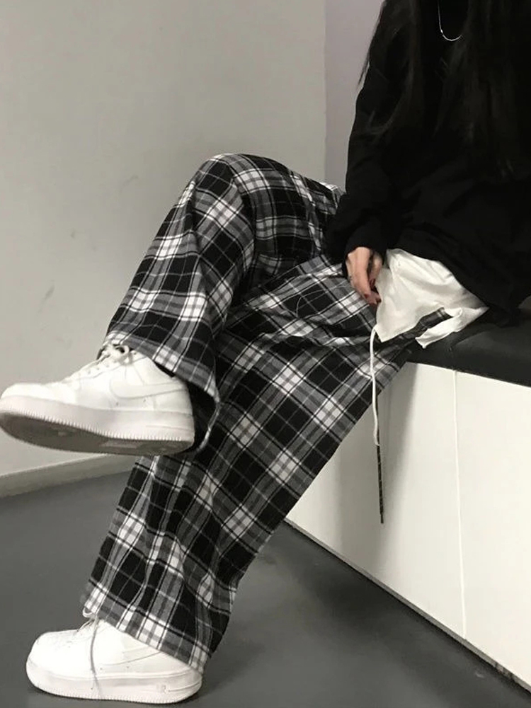 HOUZHOU Harajuku Oversize Plaid Pant Korean Fashion Black White Checked Trousers For Female Fall Wide Leg Sweatpants 220325
