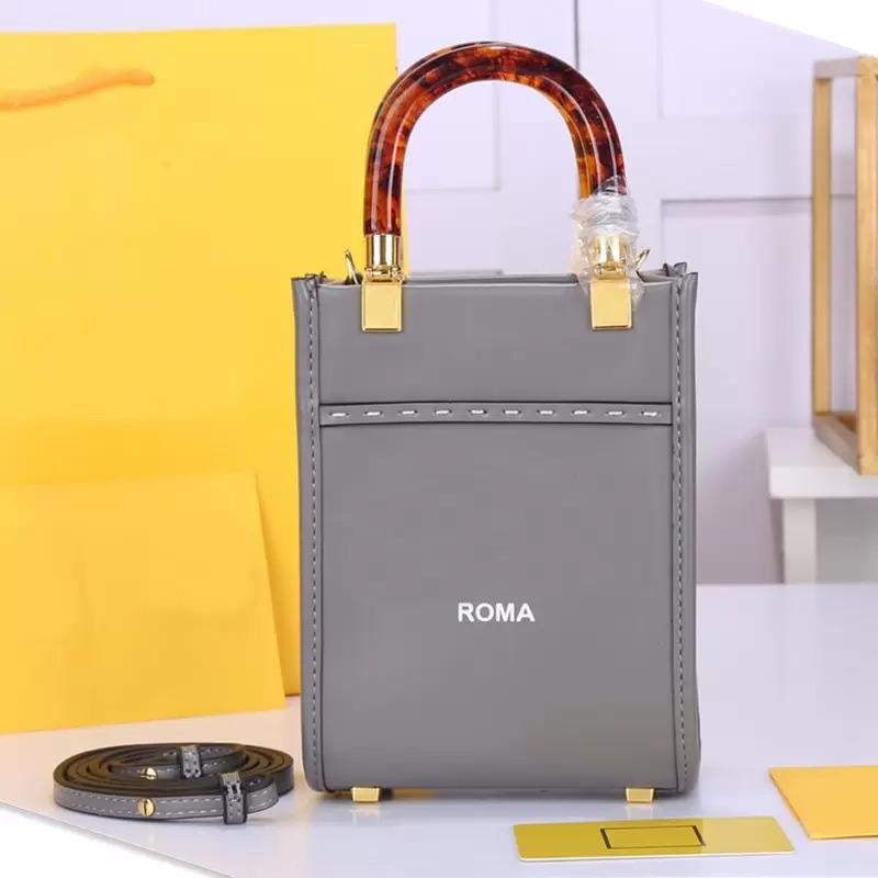 Handbags Crossbody Bags luxury designer shoulder bag letter decoration fashion classic style women gift sack brand handbag amber double handle large capacity, Not for sale;not sold separately.
Handbags Crossbody Bags luxury designer shoulder bag letter decoration fashion classic style women gift sack brand handbag amber double handle large capacity, Not for sale;not sold separately.