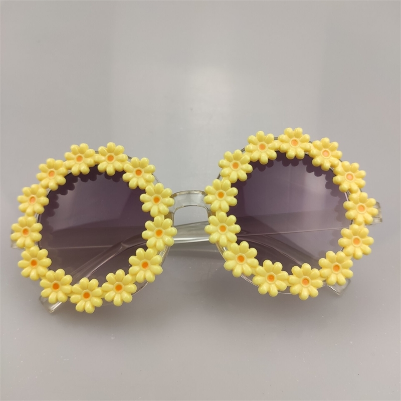 Lovely Flower Shaped Sunglasses For Girls Beach Eyewear Decorative Fashion Sun Glasses Party Accessories 2022