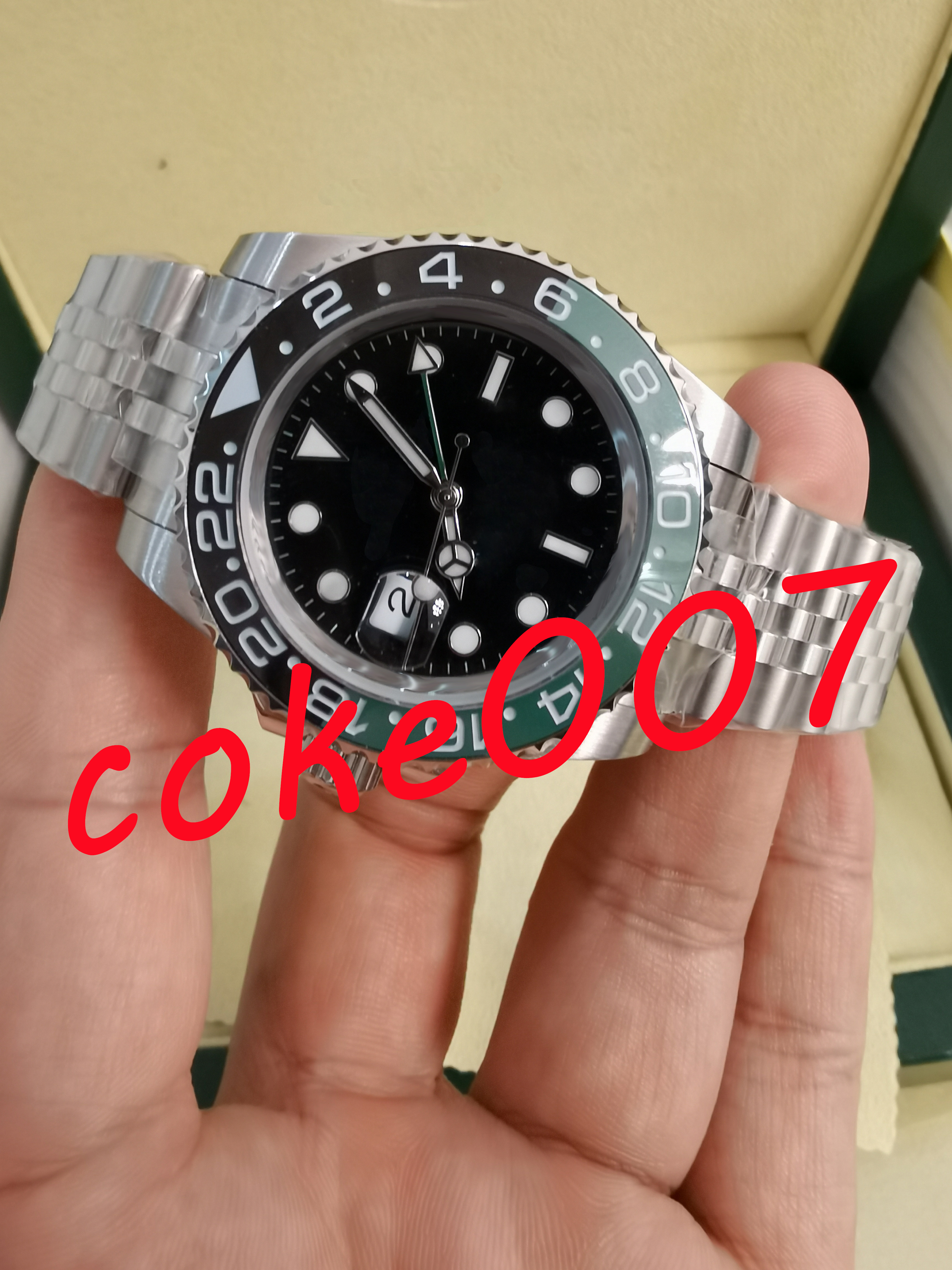 2022 A brand-new mens gmt watch 41mm Green black ceramic Sprite circle Mechanical Automatic Sapphire mens men Wristwatch left-handed
2022 A brand-new mens gmt watch 41mm Green black ceramic Sprite circle Mechanical Automatic Sapphire mens men Wristwatch left-handed