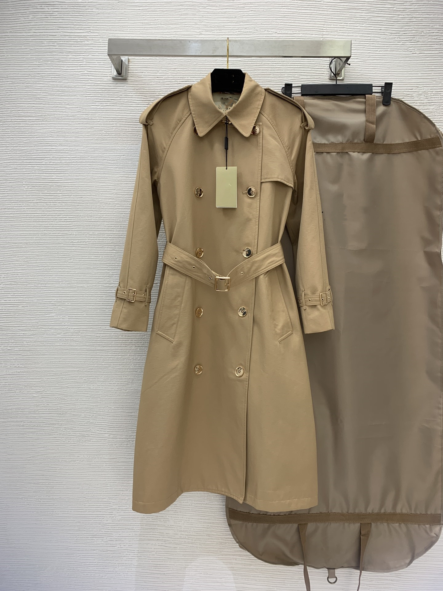 New women's autumn and winter trench coat mid-length double-breasted luxury brand casual coat, Brown
New women's autumn and winter trench coat mid-length double-breasted luxury brand casual coat, Brown