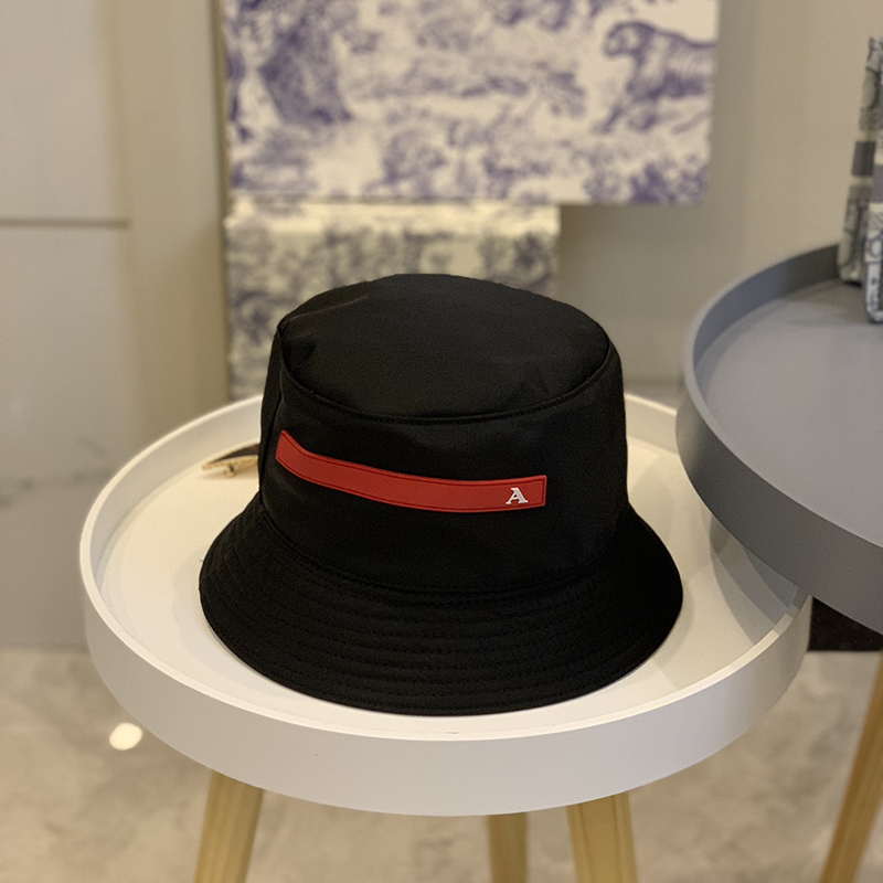 Men's and women's Luxurys Designers Hats bucket hat Two sided Wearable fashion social party accessories sun cap fisherman's caps high quality 3 colors good nice, White
Men's and women's Luxurys Designers Hats bucket hat Two sided Wearable fashion social party accessories sun cap fisherman's caps high quality 3 colors good nice, White