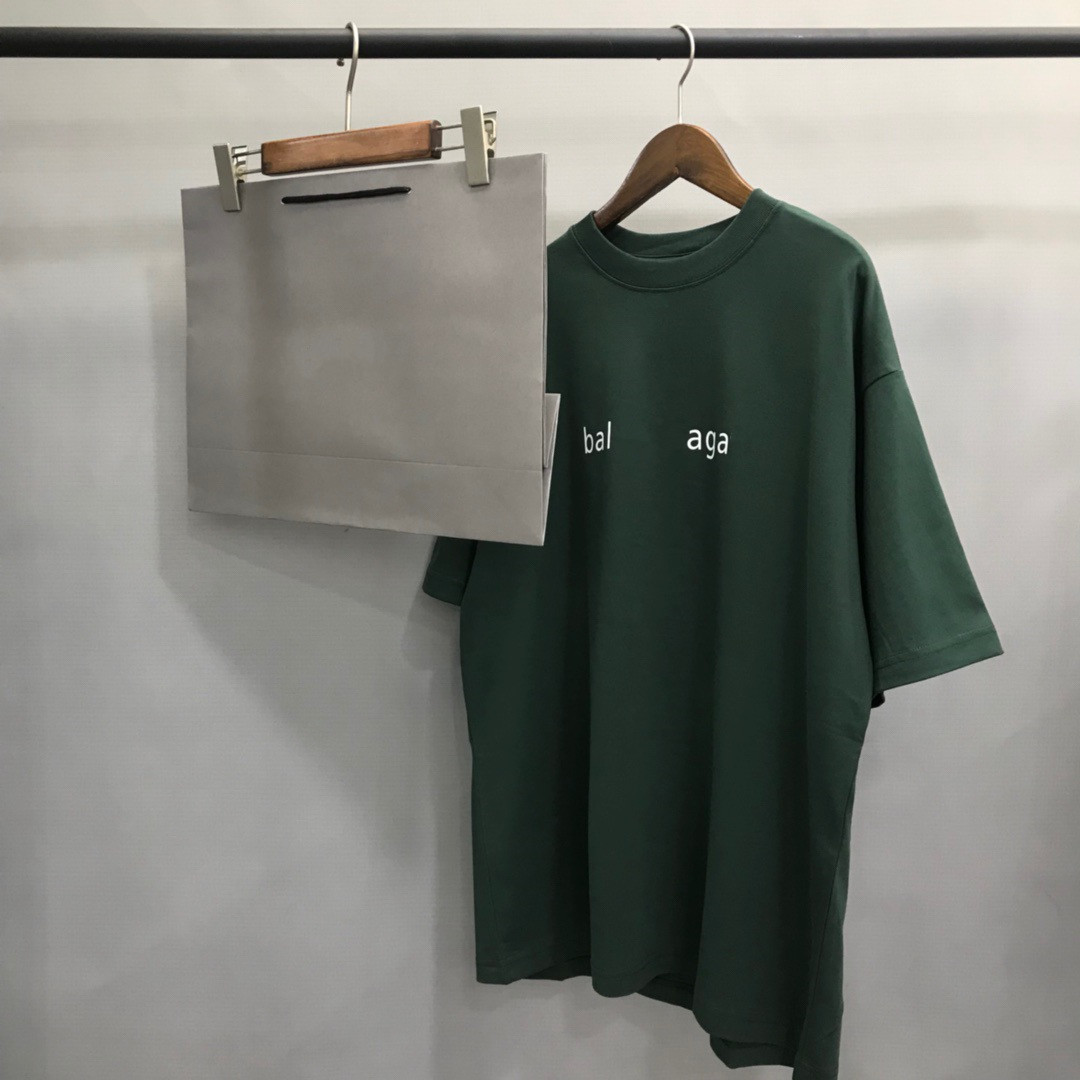 2022 New Luxury designer T-shirts Men Women Oversized T shirt Thick High Quality Cotton Short Sleeve harajuku Brand Letter Print High Street Tees bb, Y2 
2022 New Luxury designer T-shirts Men Women Oversized T shirt Thick High Quality Cotton Short Sleeve harajuku Brand Letter Print High Street Tees bb, Y2