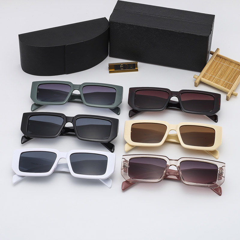 Men Sunglass Fashion Designer Sunglasses For Women Goggle Beach Sun Glasses 6 Colors Optional Good Quality Eyewear Triangle Letter P Box
Men Sunglass Fashion Designer Sunglasses For Women Goggle Beach Sun Glasses 6 Colors Optional Good Quality Eyewear Triangle Letter P Box
