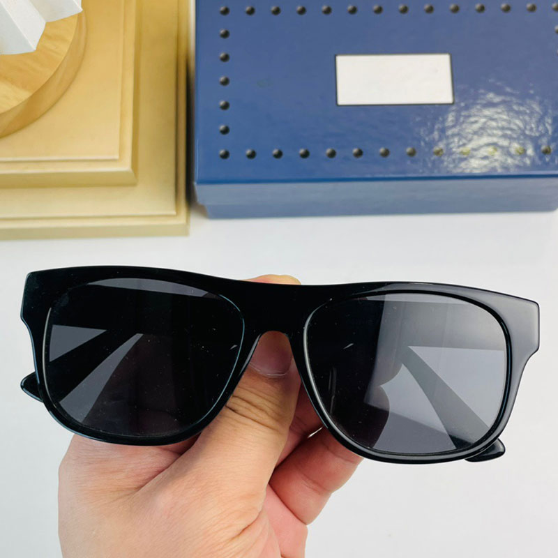Designer Mens Sunglasses 0341S fashion Sunglasses Eyewear Vintage Design Rectangular Frame Temples Striped Webbing Casual Versatile UV400 With Box
Designer Mens Sunglasses 0341S fashion Sunglasses Eyewear Vintage Design Rectangular Frame Temples Striped Webbing Casual Versatile UV400 With Box