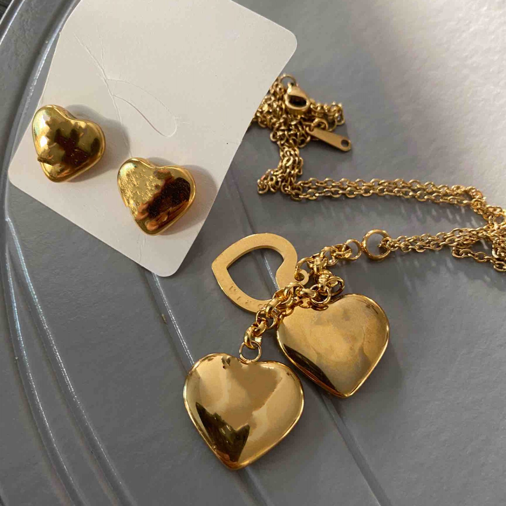 High quality designer Jewelry sets 3D heart lock pendant letter earrings statement necklace deluxe Stainless Steel 18K Gold silver rose wedding Women wholesale
High quality designer Jewelry sets 3D heart lock pendant letter earrings statement necklace deluxe Stainless Steel 18K Gold silver rose wedding Women wholesale