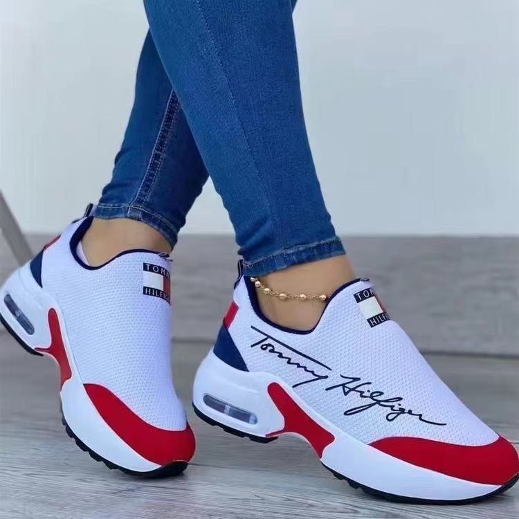 2022 Women's Designer Sandals Cutout Pattern Flats Low Heel Slippers Fashion Slippers Rubber Summer Flip-Flops Outdoor Beach Shoes, 14
2022 Women's Designer Sandals Cutout Pattern Flats Low Heel Slippers Fashion Slippers Rubber Summer Flip-Flops Outdoor Beach Shoes, 14
