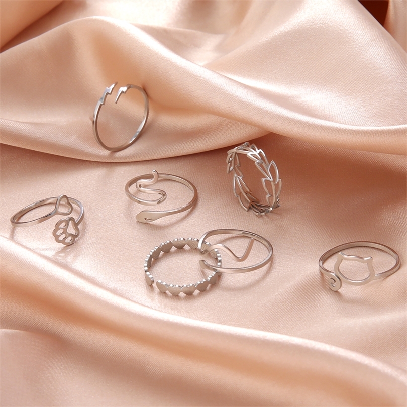 Adjustable Ring for Women Stainless Steel Cat Snake Cross Dog Paw Lightning Angel Wing Couple Ring Trendy Jewelry 220728
Adjustable Ring for Women Stainless Steel Cat Snake Cross Dog Paw Lightning Angel Wing Couple Ring Trendy Jewelry 220728