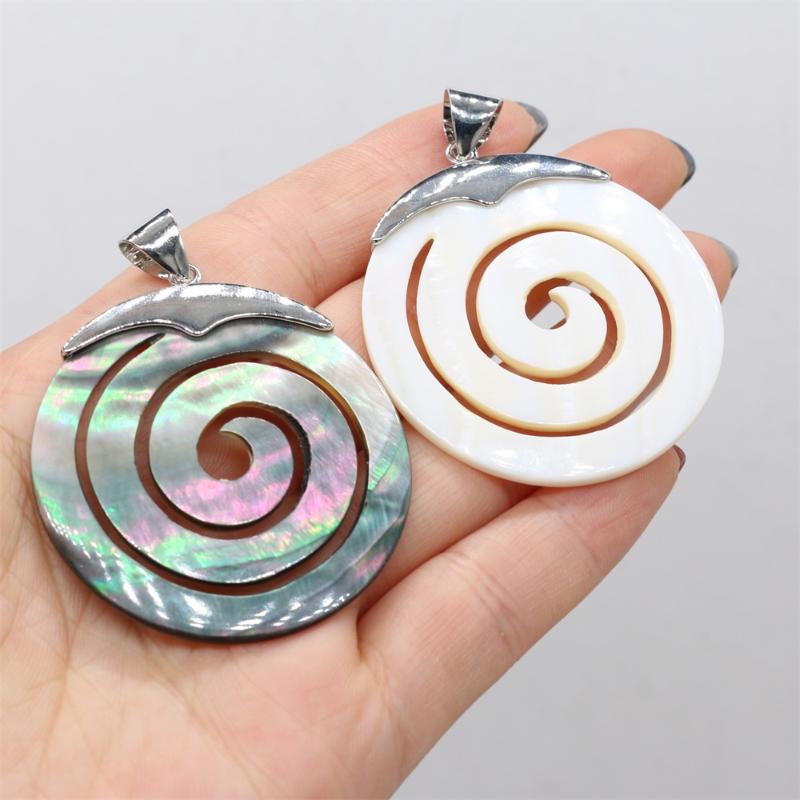 Pendant Necklaces Natural Abalone Shell Round Shape Mother Of Pearl Exquisite Charms For Jewelry Making DIY Necklace AccessoriesPendant
Pendant Necklaces Natural Abalone Shell Round Shape Mother Of Pearl Exquisite Charms For Jewelry Making DIY Necklace AccessoriesPendant