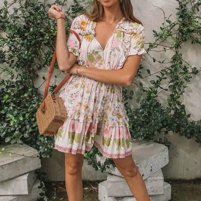 Casual Dresses Happie Queens Women Floral Print Short Sleeve Tie Neck Ruffles Tassel Beach Bohemian Dress Rayon Mini SundressCasual, As picture
Casual Dresses Happie Queens Women Floral Print Short Sleeve Tie Neck Ruffles Tassel Beach Bohemian Dress Rayon Mini SundressCasual, As picture