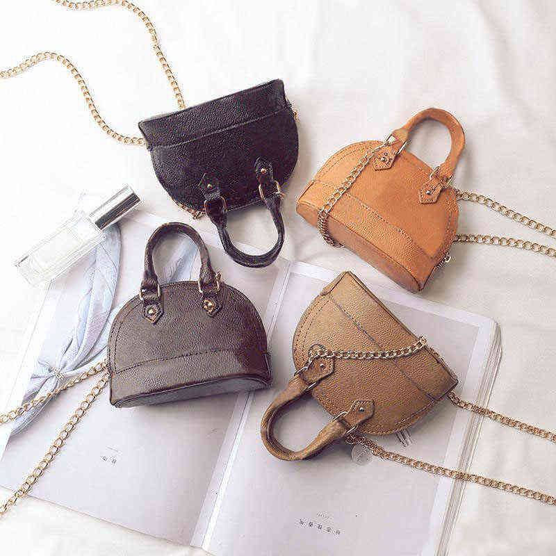 Kids Designer Purses Fashion Korean Little Girls Mini Princess Cion Bags Lovely Baby Girl Cross-body Shell Bag Children Candies Handbags, As show
Kids Designer Purses Fashion Korean Little Girls Mini Princess Cion Bags Lovely Baby Girl Cross-body Shell Bag Children Candies Handbags, As show