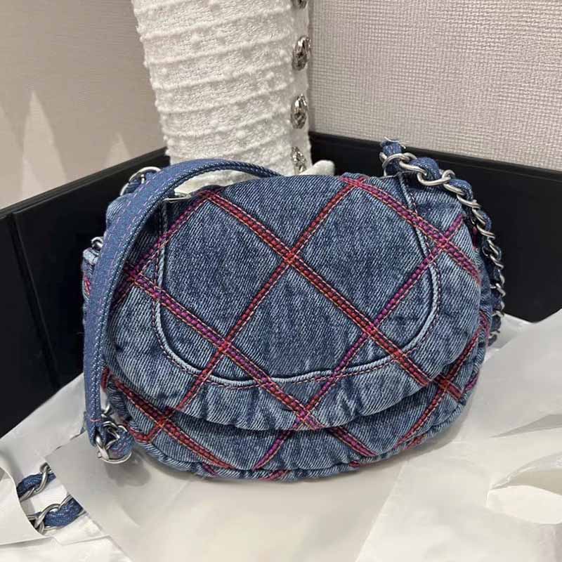 19cm Flap Designer Bags Cowboy Blue Denim Messenger Shoulder Bag Handbag Letter Badge Silver Chain Two-tone Cross Body Bag Tote Women, Box
19cm Flap Designer Bags Cowboy Blue Denim Messenger Shoulder Bag Handbag Letter Badge Silver Chain Two-tone Cross Body Bag Tote Women, Box