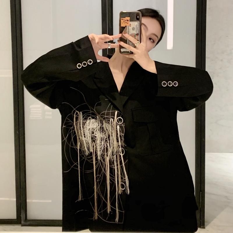 Women' Suits & Blazers Women Blazer 2022 Spring Black Single-breasted Embroidery Handmade Niche Design Suit Jacket Fashion ClothingWomen
Women' Suits & Blazers Women Blazer 2022 Spring Black Single-breasted Embroidery Handmade Niche Design Suit Jacket Fashion ClothingWomen