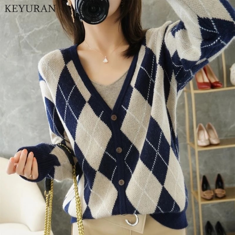 Knitted Cardigan Women Color Block Argyle Plaid Sweater 2022 Autumn V Neck Single Breasted Long Sleeve Womens Sweaters Outerwear, Green
Knitted Cardigan Women Color Block Argyle Plaid Sweater 2022 Autumn V Neck Single Breasted Long Sleeve Womens Sweaters Outerwear, Green