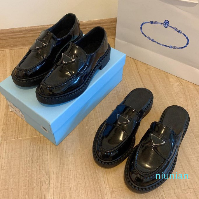 Designer Shoes Monolith Rubber Platform Women Sneakers Black Shiny Leather Slipper Chunky Round Head Sneaker Pointed Thick Bottom Loafers
Designer Shoes Monolith Rubber Platform Women Sneakers Black Shiny Leather Slipper Chunky Round Head Sneaker Pointed Thick Bottom Loafers