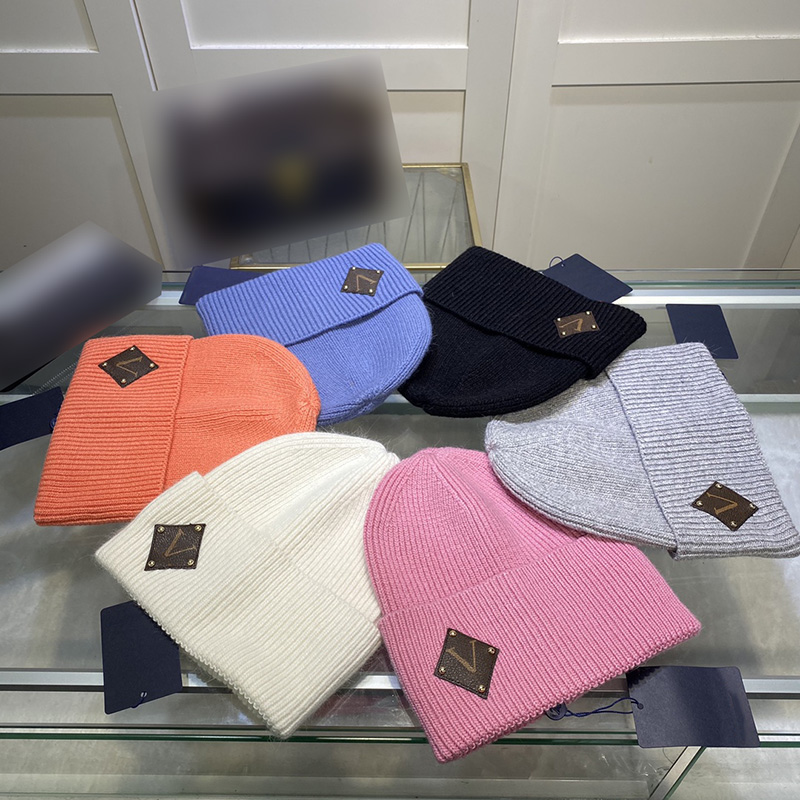 Fashion Designer Beanie Hat For Men Women Fitted Knitted Hat Winter Skull Caps Wool Unisex Cashmere Letters V Luxury Casual Outdoor nice, Multi
Fashion Designer Beanie Hat For Men Women Fitted Knitted Hat Winter Skull Caps Wool Unisex Cashmere Letters V Luxury Casual Outdoor nice, Multi