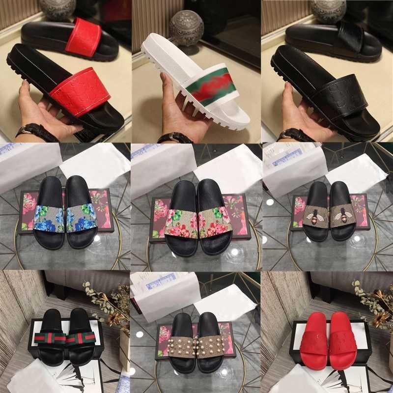Designer Men Women Slippers Rubber Slides Sandal Flat Blooms Strawberry Tiger Bees Green Red White Web Shoes Beach Outdoor Flip Flops GGity
Designer Men Women Slippers Rubber Slides Sandal Flat Blooms Strawberry Tiger Bees Green Red White Web Shoes Beach Outdoor Flip Flops GGity
