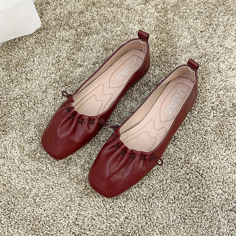 Sepatu Datar Wanita Kasual Nyaman Ujung Kotak Kulit Pantofel Merah Anggur Ukuran Besar 41 Flat Serut Desainer Ringkas 220614, Khaki
Sepatu Datar Wanita Kasual Nyaman Ujung Kotak Kulit Pantofel Merah Anggur Ukuran Besar 41 Flat Serut Desainer Ringkas 220614, Khaki