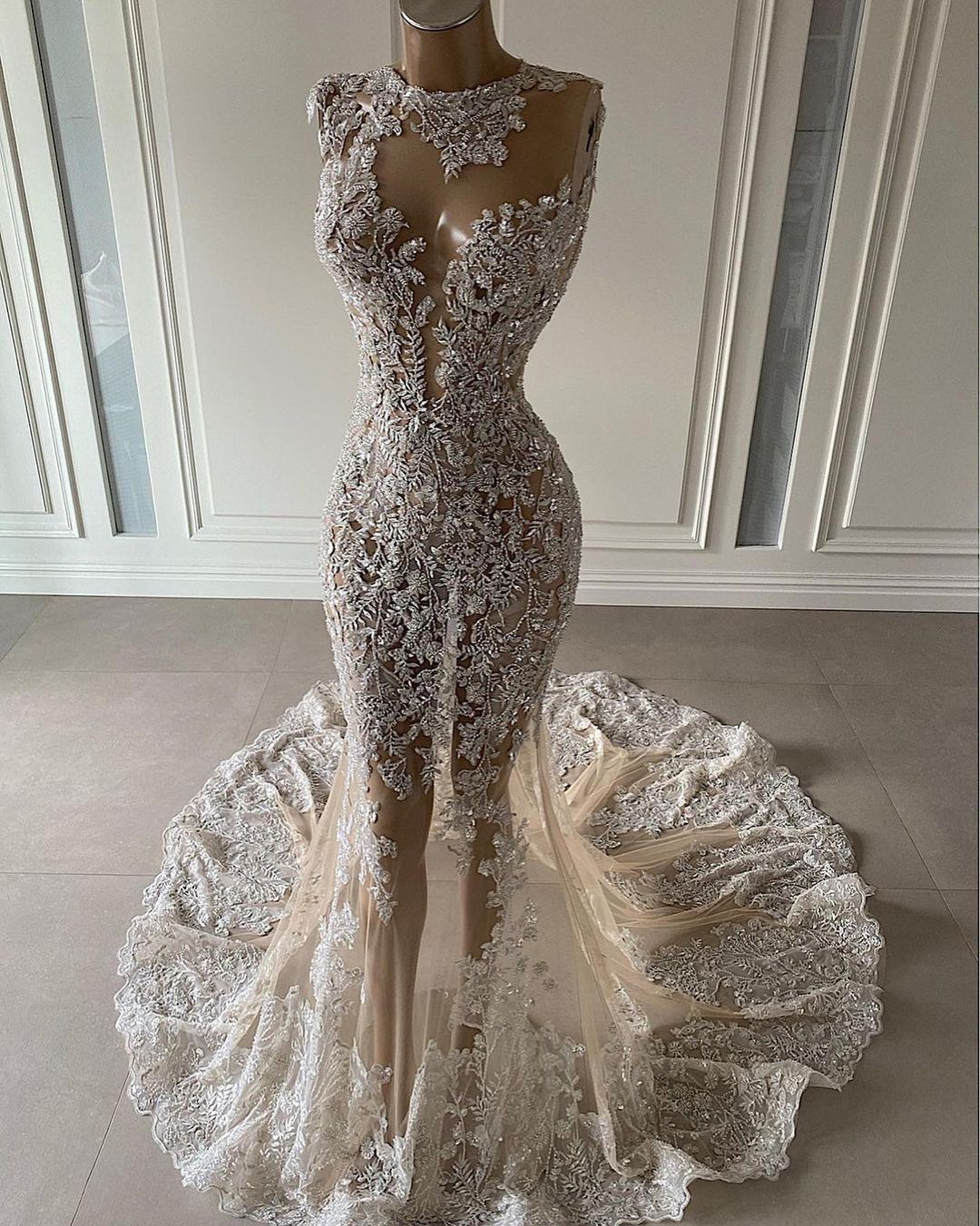 See Through Mermaid Wedding Dresses Jewel Neck 3D Floral Lace Appliques African Bridal Gowns Robe de mariée