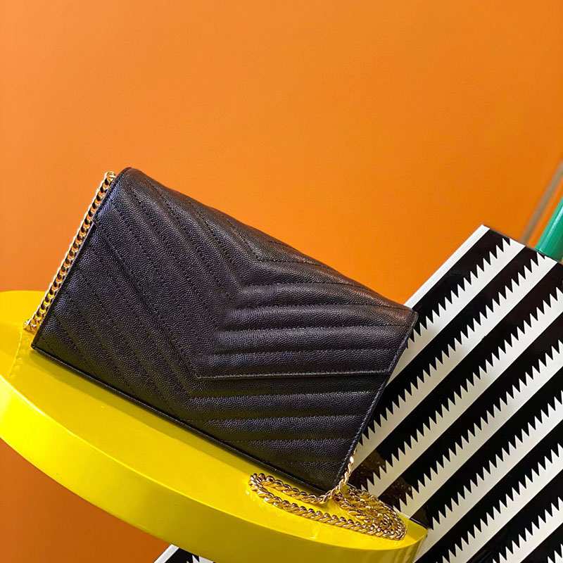 good quality card holder Designer Bags Genuine leather handbag chain messenger bag Luxury designer Purse crossbody shoulder women fashion lady chains handbags, Black
good quality card holder Designer Bags Genuine leather handbag chain messenger bag Luxury designer Purse crossbody shoulder women fashion lady chains handbags, Black