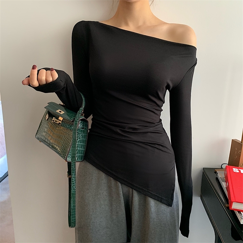 Off Shoulder Skew Collar Solid Full Sleeve T shirts Girls Sexy Chic Irregular Split Tshirts Tops For Woman Autumn 220728