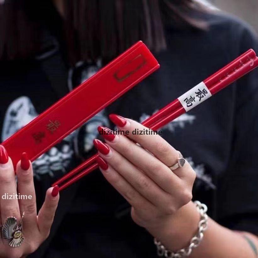 Creative Red Chopsticks With Storage Box Heat Insulation And Anti -Scalding Home El Non -Slip S Chopstick r