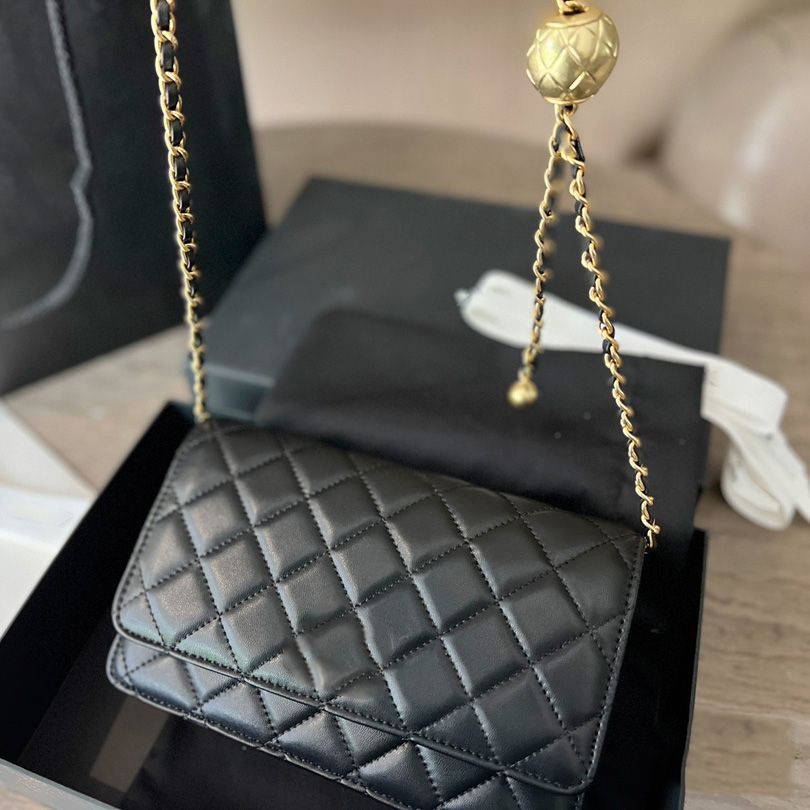 2022 France Womens Classic Mini Flap Bags Crush Gold Ball Wallet With Gold-metal Hardware Crossbody Shoulder Turn Lock Purse Card Holder Pochette Handbags 20X13CM, Box
2022 France Womens Classic Mini Flap Bags Crush Gold Ball Wallet With Gold-metal Hardware Crossbody Shoulder Turn Lock Purse Card Holder Pochette Handbags 20X13CM, Box