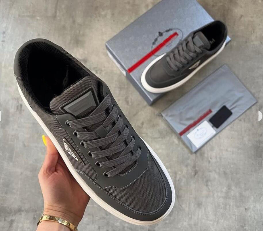 Top Quality Mens P Shoes Genuine Leather Classic Vintage Man Luxury platform sneaker Fashion Casual Platforms Outdoor Sneakers Trainers Chaussures 38-45
Top Quality Mens P Shoes Genuine Leather Classic Vintage Man Luxury platform sneaker Fashion Casual Platforms Outdoor Sneakers Trainers Chaussures 38-45