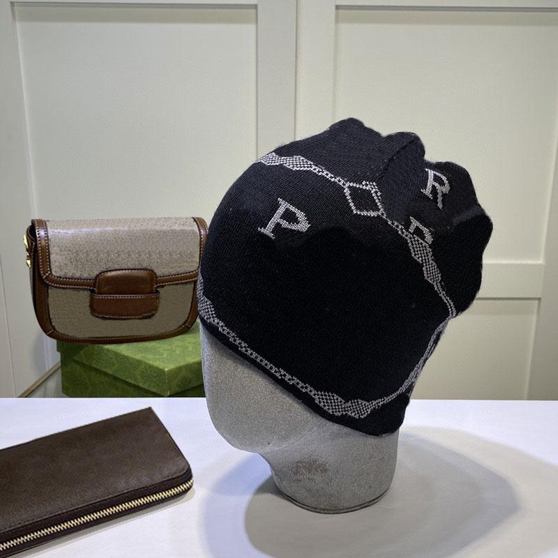 Mens Womens Knitted Caps Fashion Hat Letters Blending Hats for Autumn Winter 4 Colors, P2
Mens Womens Knitted Caps Fashion Hat Letters Blending Hats for Autumn Winter 4 Colors, P2
