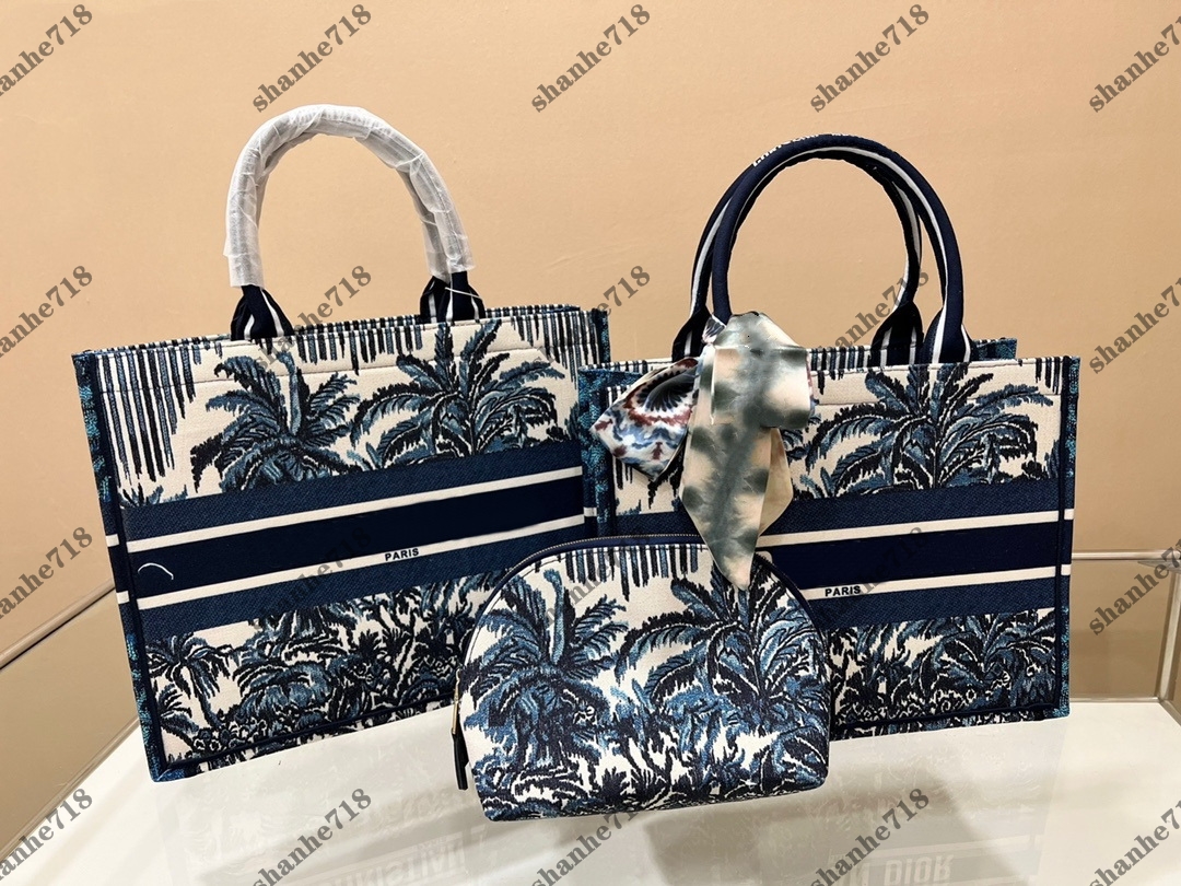 7A Quality Multicolor 2PCs Totes Women Shoulder Crossbody Bags with Silk Scarf and Cosmetic Bag Onthego Designer Hadnbags Luxury Lady Shopping Purses, Bubble paper package
7A Quality Multicolor 2PCs Totes Women Shoulder Crossbody Bags with Silk Scarf and Cosmetic Bag Onthego Designer Hadnbags Luxury Lady Shopping Purses, Bubble paper package