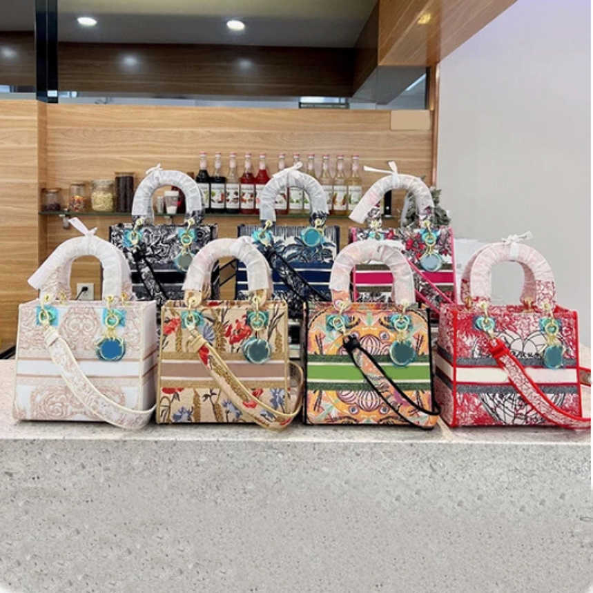 Luxury Handbags Designer Tote Bag High Quality Women handbag High Shoulder Bags Fashion Cross Body Multifunctional summer shopping package, #1
Luxury Handbags Designer Tote Bag High Quality Women handbag High Shoulder Bags Fashion Cross Body Multifunctional summer shopping package, #1