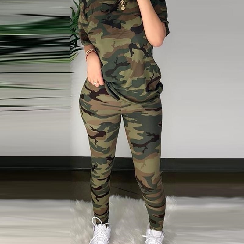 Women Fashion Casual Two-Piece Set Suits Sportwear Female Autumn Clothes Camouflage Half Sleeve Top & Fitted Pants 220315