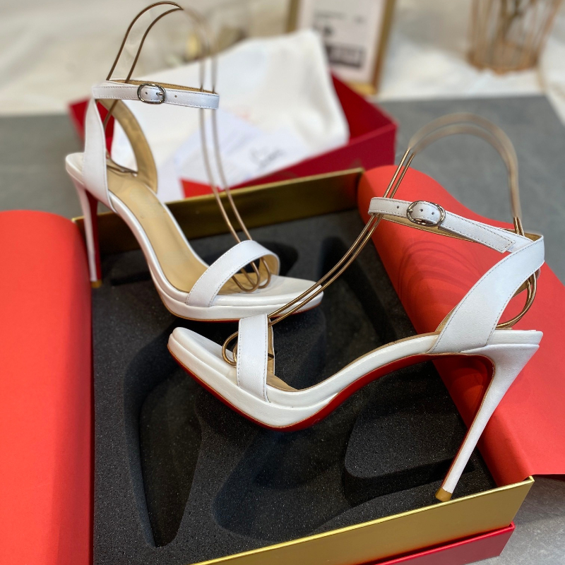 2022 new Brand black buckle sandals summer niche design sense high heels women shoes heel white, Blue
2022 new Brand black buckle sandals summer niche design sense high heels women shoes heel white, Blue