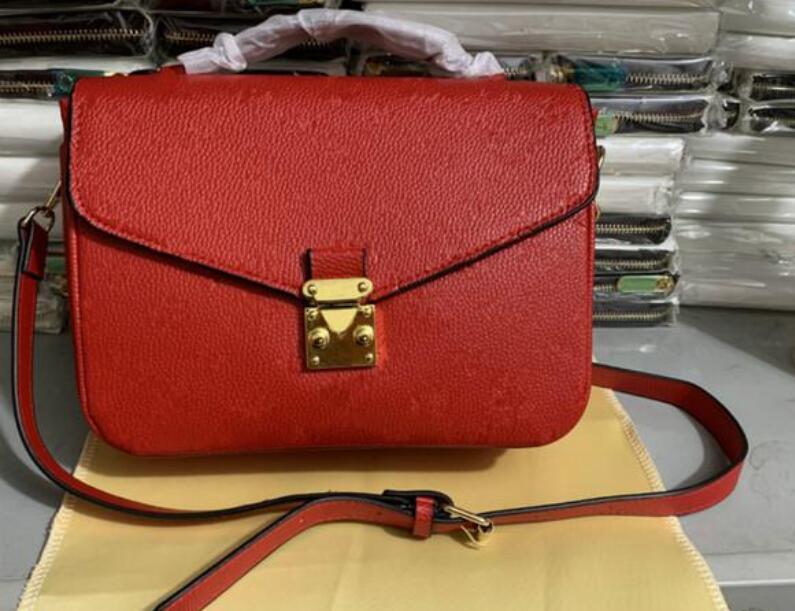 111111 high-quality Luxurys Designers bags Crossbodys Women Handbag Messenger Bags Oxidizing genuine leather METIS Elegant Shoulder Bag, Red embossing
111111 high-quality Luxurys Designers bags Crossbodys Women Handbag Messenger Bags Oxidizing genuine leather METIS Elegant Shoulder Bag, Red embossing