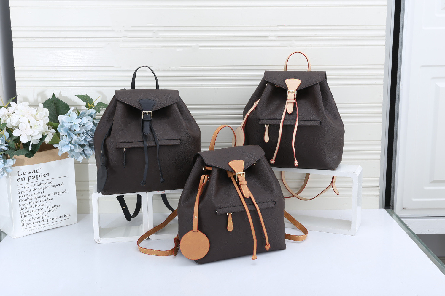 lvs handbag Sperone Montsouris Backpack Luxurys Designers Backpacks Women Schoolbag Men Satchel Leather Shoulders Bag Lady Mobile Phone Purse 30*27*14cm NRRT, Pink
lvs handbag Sperone Montsouris Backpack Luxurys Designers Backpacks Women Schoolbag Men Satchel Leather Shoulders Bag Lady Mobile Phone Purse 30*27*14cm NRRT, Pink