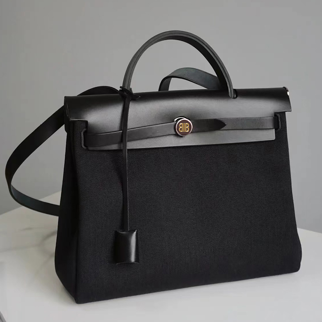 Black Canvas Bag 31cm Designer Classic Brand Luxury bag High Quality Genuine Leather Fashion, Size
Black Canvas Bag 31cm Designer Classic Brand Luxury bag High Quality Genuine Leather Fashion, Size