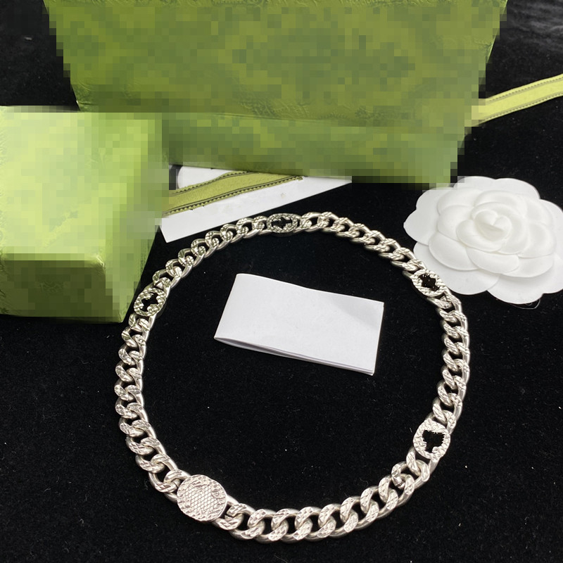 2022 Luxury Design Classic Fashion men Women Link Chain Bracelets Necklace Letters Retro Temperament Bracelets Birthday Christmas Gift Wedding Mother' Day Jewelry
2022 Luxury Design Classic Fashion men Women Link Chain Bracelets Necklace Letters Retro Temperament Bracelets Birthday Christmas Gift Wedding Mother' Day Jewelry