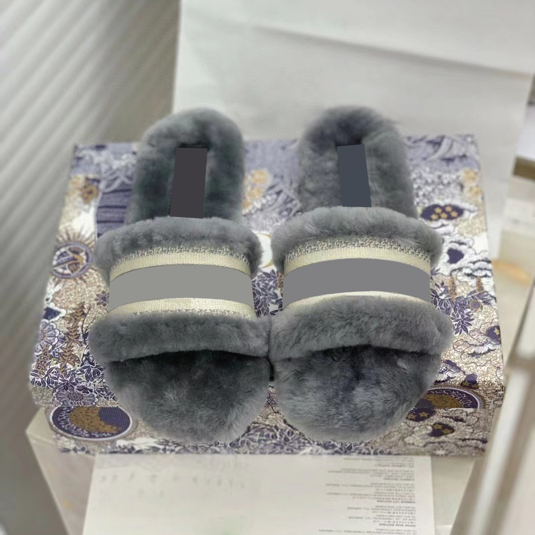 

High quality Designer Slippers Classic women's slipper fashion winter letter lamb wool slide Home soft warm outdoor antiskid comfortable sandals 2 styles very good, Pink