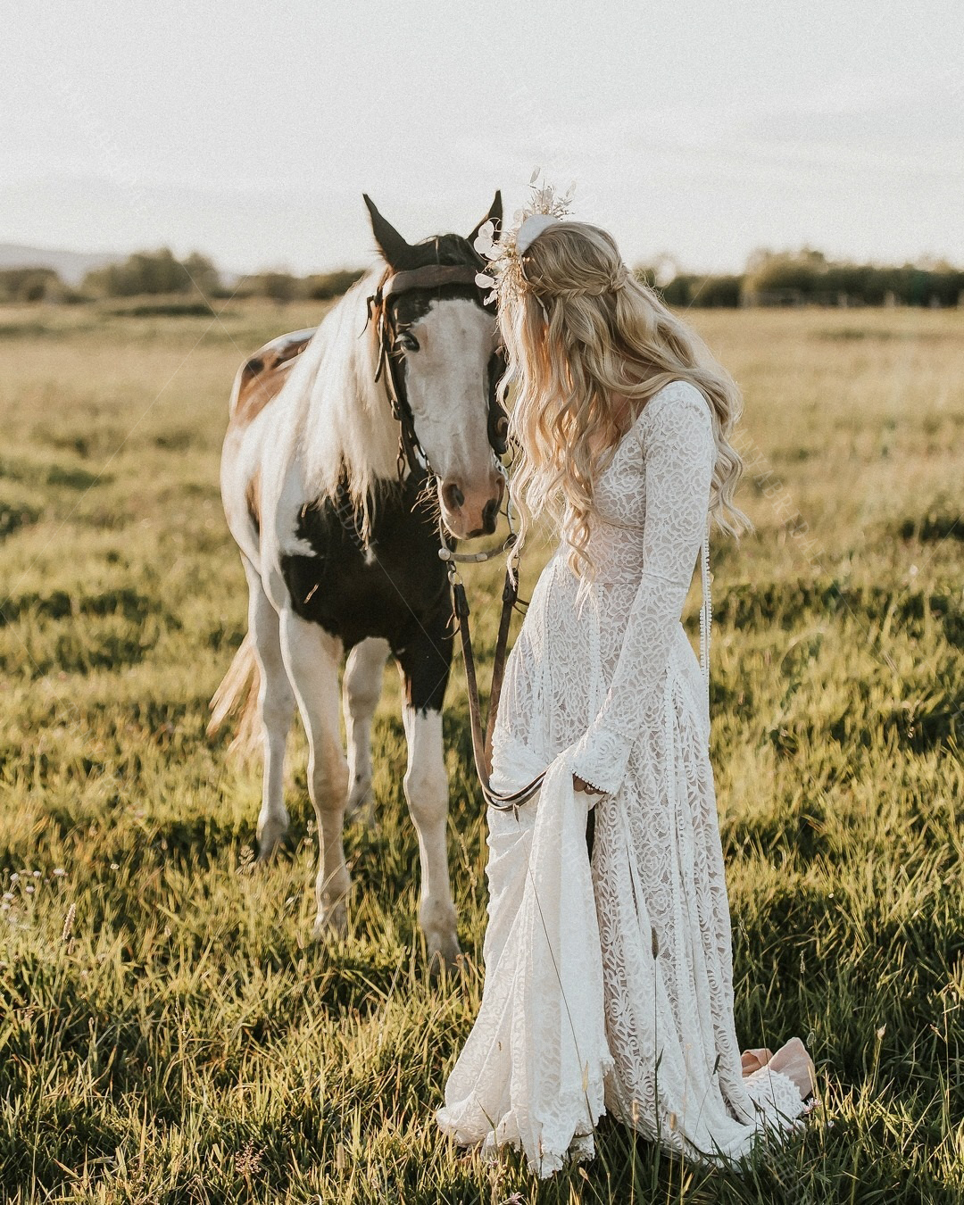 Engagement Noivas Chic Wedding Dresses 2023 Bohemian Crochet Cotton Lace Long Sleeve Backless Western Country Bridal Gowns