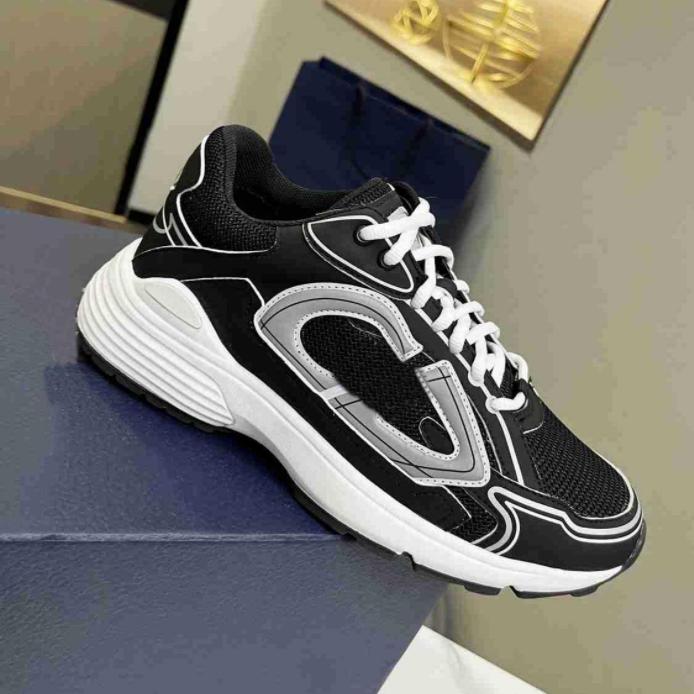 OA034 Designer sneakers B30 D letter Fashion Casual Shoe Men Women oblique mesh woven flat sneaker top designers Couples TRainers Runners with box size 35-45
OA034 Designer sneakers B30 D letter Fashion Casual Shoe Men Women oblique mesh woven flat sneaker top designers Couples TRainers Runners with box size 35-45