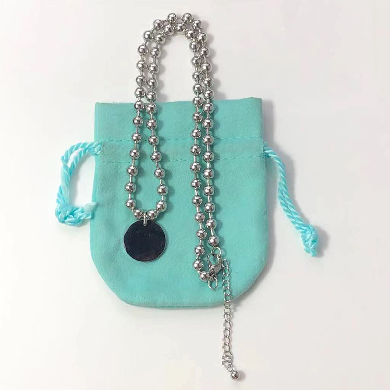 heart round Necklace women hollow beads couple Pendant stainless steel bead chain jewelry on the neck Valentine Day gifts for girlfriend Accessories wholesale
heart round Necklace women hollow beads couple Pendant stainless steel bead chain jewelry on the neck Valentine Day gifts for girlfriend Accessories wholesale