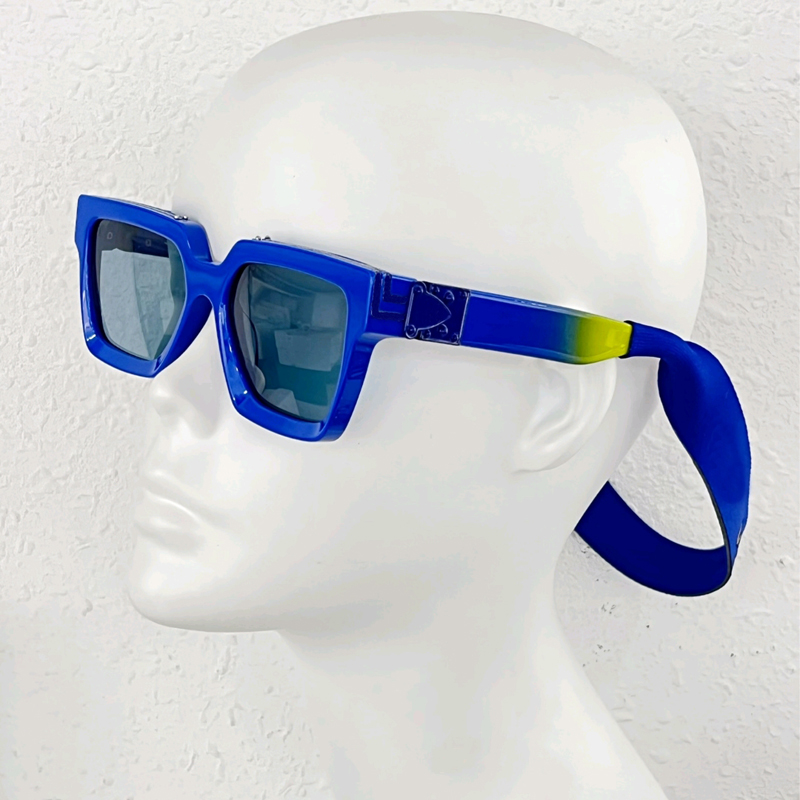 Millionaires Sunglasses wih Strape Blue Men Sun Shades Sonnenbrille Wrap Occhiali da sole UV Eyewear with Box
Millionaires Sunglasses wih Strape Blue Men Sun Shades Sonnenbrille Wrap Occhiali da sole UV Eyewear with Box
