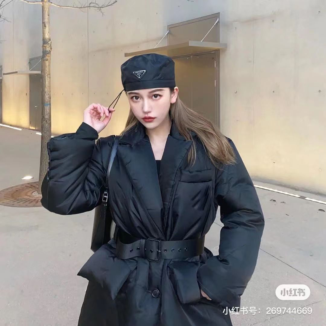 22 autumn and winter coat inverted triangle cotton coat long coat suit lapel large pocket design fashionable all-match, Black
22 autumn and winter coat inverted triangle cotton coat long coat suit lapel large pocket design fashionable all-match, Black