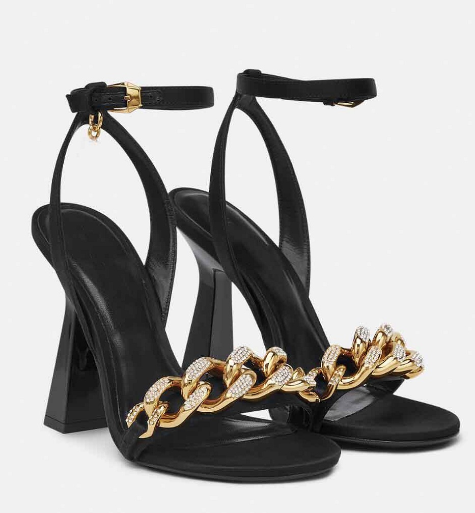 Summer Medusi Golden Chain-link Straps Nappa Leather Sandals Shoes Zipped heel Pumps Luxurious Brands Women's High Heels EU35-42.BOX
Summer Medusi Golden Chain-link Straps Nappa Leather Sandals Shoes Zipped heel Pumps Luxurious Brands Women's High Heels EU35-42.BOX