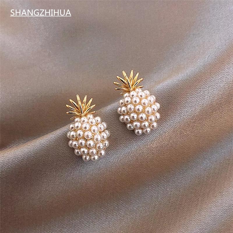Stud Needle Simple And Compact Pearl Pineapple Earrings Ladies Temperament Retro Fashion Jewelry SHANGZHIHUAStud
Stud Needle Simple And Compact Pearl Pineapple Earrings Ladies Temperament Retro Fashion Jewelry SHANGZHIHUAStud