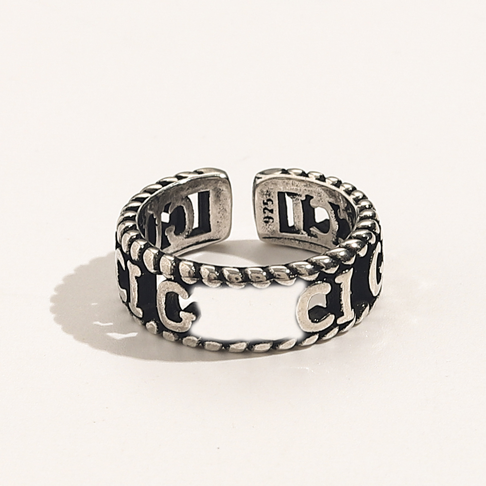 Europe and America Designer Rings Women Love Charms 925 Silver Plated Copper Finger Adjustable Ring Luxury Wedding Jewelry Supplies ZG1392
Europe and America Designer Rings Women Love Charms 925 Silver Plated Copper Finger Adjustable Ring Luxury Wedding Jewelry Supplies ZG1392